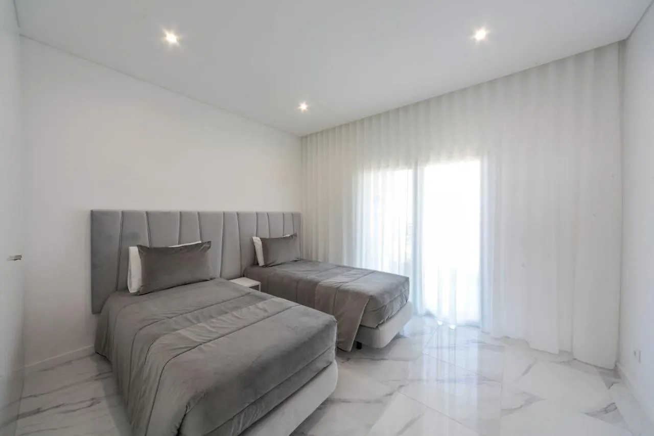 Luxury Apartments With Stunning Sea Views Portimao 0*,